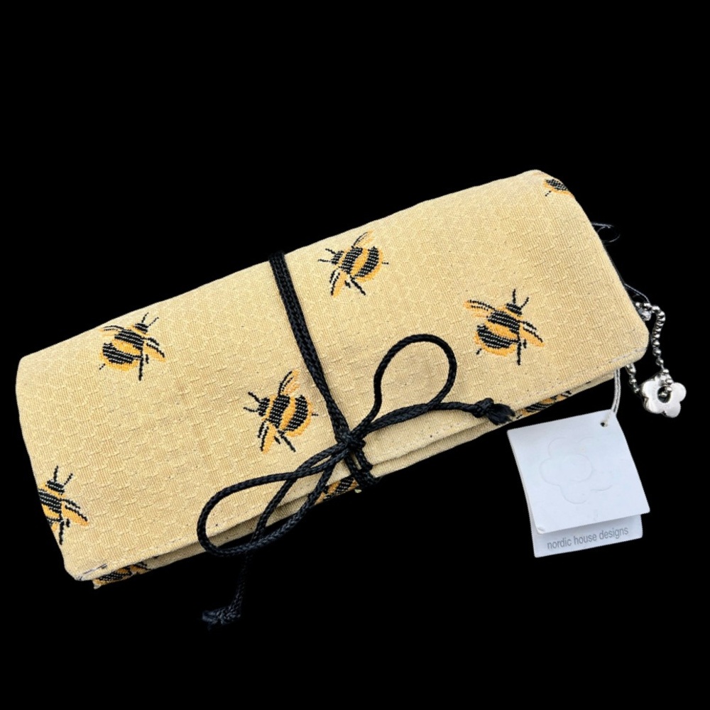 Nordic House Designs Bumble Bee Pattern Waffle Textured Jewelry Roll